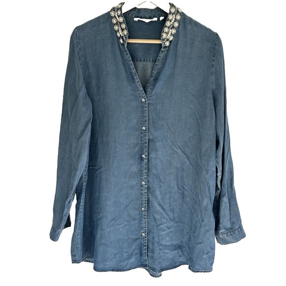 Soft Surroundings Chambray Pearl Rhinestone Tunic Top Size Medium Snap Front - Picture 1 of 10